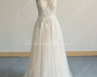 Unique Aline Tulle Lace Wedding Dress, Elegant Vintage Boho Wedding Dress with Sweethear Neckline and Blush Lining