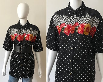 Vintage blouse / country shirts / polka dot shirt / polka dot blouse / flower blouse / flower shirt / summer blouse / 90s blouse