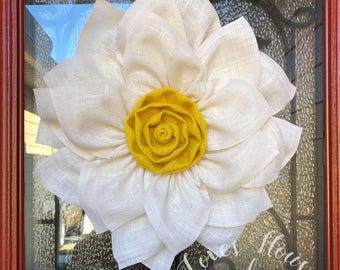 Burlap wreath, Burlap flower wreath, Daisy wreath, Flower wreath, Spring wreath, Summer wreath, Front door wreath, Wedding wreath, rustic