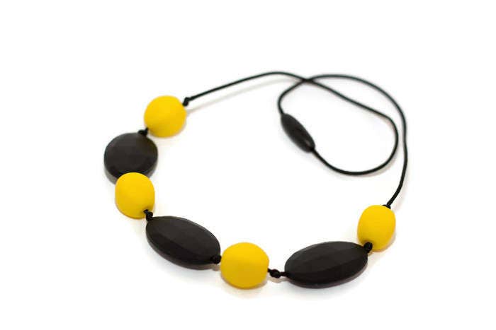 chew fidget necklace
