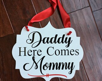 Here Comes the Bride Wedding Sign