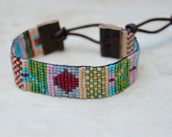 Hand Loomed Delica Beaded Leather Bracelet . South Western . Cream . Turquoise . Friendship Bracelet