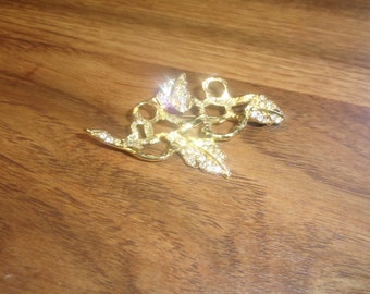 vintage pin brooch goldtone rhinestones vine