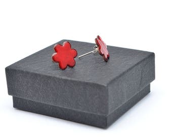 Bright red flower enamel stud earrings
