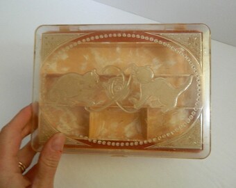 Vintage Apricot Marbled Hommer Plastic Kittens Sewing Box