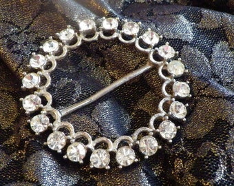 Vintage round rhinestone buckle
