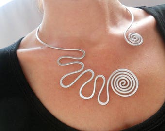 Open collar necklace Silver wire necklace Spiral necklace Spiral jewelry Statement jewelry Wire jewelry Unusual necklace Funky jewelry