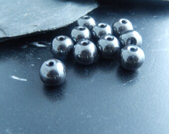 10 pearls 8mm hematite