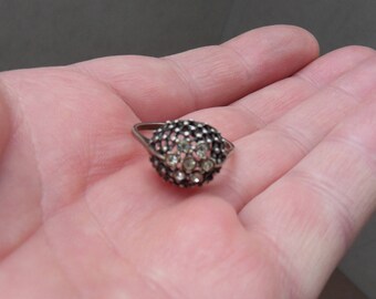 Vintage Silver ring with stones - zirconium. Sterling silver 925