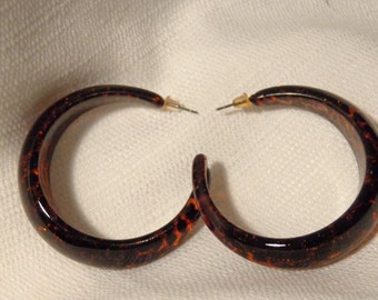VINTAGE Hoop Earrings LUCITE HOOP earrings leopard print tortoise hoop earrings 2 inch
