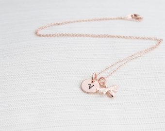 Personalized Bee Necklace in Rose Gold, Initial Necklace, Bee Necklace, Bee Jewellery, Bridesmaid Gift, gift for her