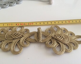 Gold Asian Brandenburg 22 cm long