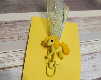 Little yellow pony paper clip