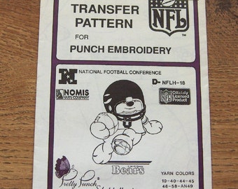 Vintage 80s pretty punch embroidery transfer pattern NFLH-18 Bears NFL pkg sealed nip unused