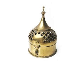 Vintage brass trinket box / cricket box