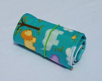 Safari Crayon Roll Up, with 16 Crayons