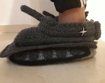 crochet tank slippers, tank slippers boyfriend, gifts panzer hausschuhe,valentines day gift, panzer 1 slippers tankschuhe,tank shoes for him
