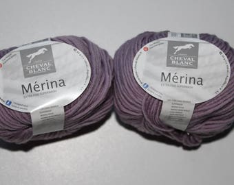 Ball of yarn to knit horse white MERINA purple 041