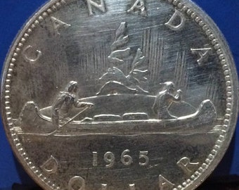 Canadian Silver Dollar Coin Ring