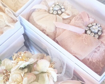 scented sachets. lace rose scented sachets. wedding gift. home fragrance . rose sachets.