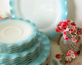 One Vintage Hazel Atlas Aqua Blue Crinoline Saucer Plate - Dishes -