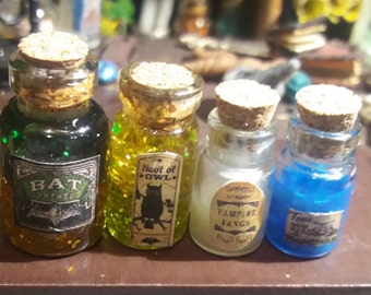 4 1/12 potion pots for doll houses and witch or wizard stores