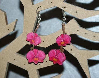 Pink Orchid earrings made of wood