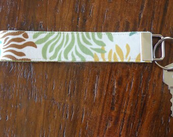 Key Fob/Wristlet/Heather Bailey Flowers