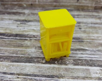 Marx Marxie Mansion Night stand Bedroom Fits 3/4 Renwal Hard Plastic Yellow