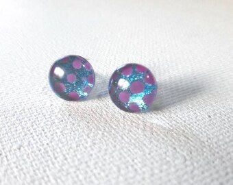 Turquoise and fuchsia dots stud earrings