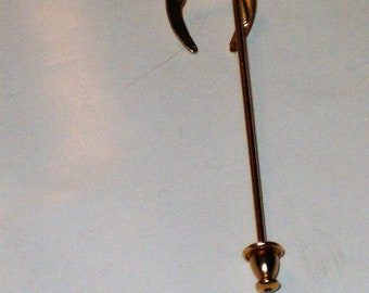 Vintage Signed Monet Gold Tone Filigree Horseshoe Hat Stick Pin/Brooch