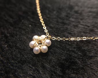 Wire Wrapped Jewelry-Simple pearl Hexagram necklace