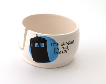 Yarn Bowl , Doctor Who , Dr. Who yarn bowl , large yarn bowl , ceramic bowl , knitting supplies , crochet supplies , TARDIS bowl
