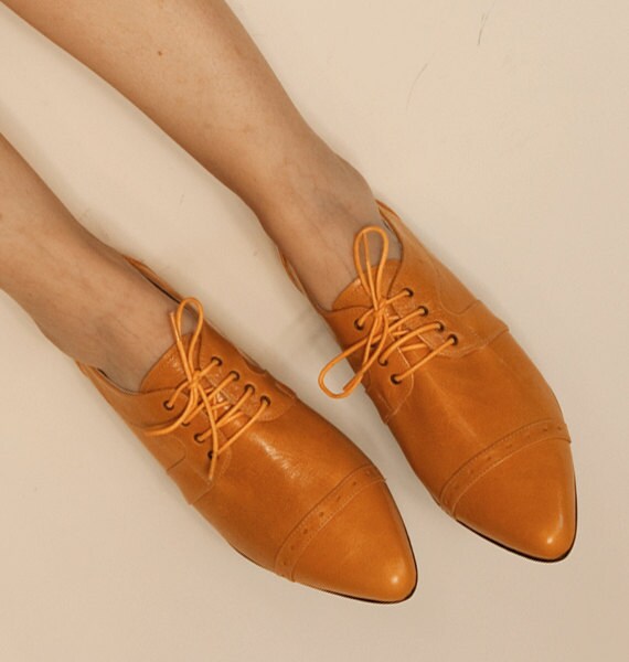 pointy leather flats