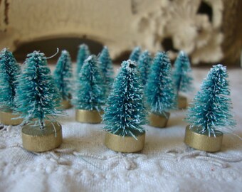Bottle brush trees 1" 1/2 green christmas craft supplies farmhouse christmas vintage style supplies mini trees holiday crafting millinery