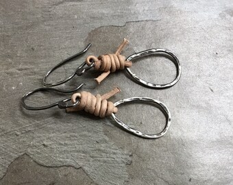 Sterling Silver Teardrop Earrings - Leather Earrings - Rustic Bridesmaid Earrings - Hammered Earrings - Oxidized Earrings