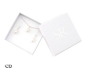 Brautschmuck Schmuckset Tropfen Perle tropfenförmig Perlen Hochzeit ivory Strass Kristalle Glitzer versilbert Ohrringe BlüteKette Armband