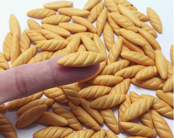 Miniature French Bread,Miniature Bakery,Dolls and Miniature,Dolls house,Handmade Miniature,Miniature Jewelry,Miniature bread,handcrafts,DIY