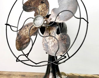 1936 Emerson Seabreeze 10" Oscillating Table Fan