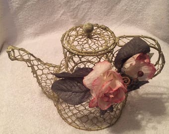Shabby chic decor, shabby cottage decor, shabby decor, shabby chic, cottage chic, tea pot, kitchen teapot, kitchen decor, wire teapot