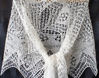 Handknit shetland lace white silk shawl. Knitted shawl, lace silk wedding veil. Shetland lace stole, knitted silk wedding shawl. Bridal knit
