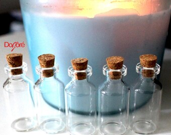 10 x Mini Transparent 4cm Vial Glass Bottles & Cork Stopper - 5ml Capacity Clear Jars - Ideal for Home Decor, Weddings, Crafts and Perfume