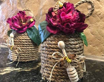 Bee Skep / Farmhouse Decor / French Country Decor / Primitive Bee Hive / Rustic Decor