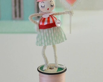 Mother's Day Spun Cotton Ornament / Retro Style / Spun Cotton Girl