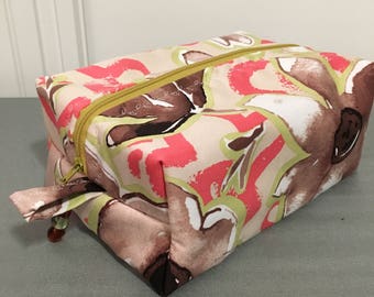 Box Style Cosmetics/Toiletry Bag