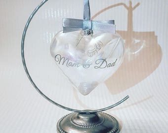 Personalised In Loving Memory Heart Bauble - Stand Optional - Any Colour Scheme & Text Can Be Added