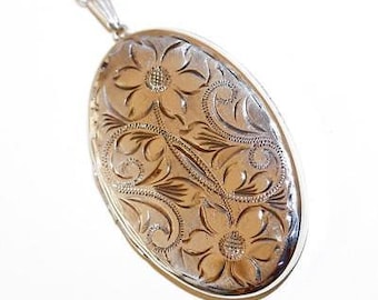 Vintage Sterling Silver Oval Etched Flower Locket Pendant Necklace 26" Chain