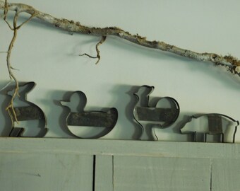 4 antique metal cookie cutters Large rustic cookie cutters French biscuit cutters Primitive metal cutters Chicken, pig, duck and rabbit