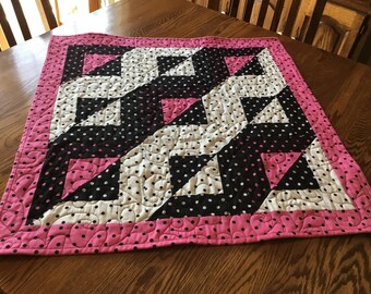 Dotty table topper, Quiltsy Handmade