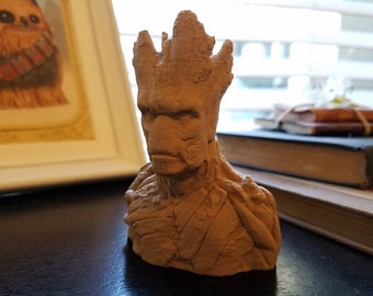 Guardians of the Galaxy, Groot Sculpture Many Colors